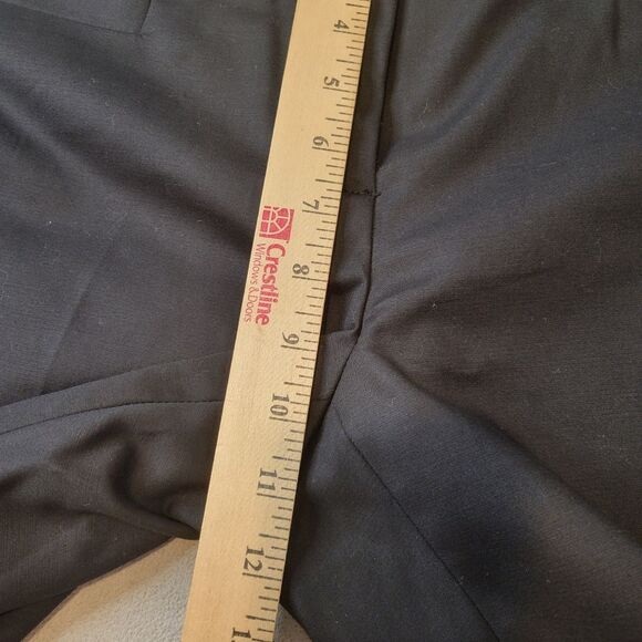 Apt 9 Maxwell Fit Casual Career Shorts Size 10 - Picture 5 of 8